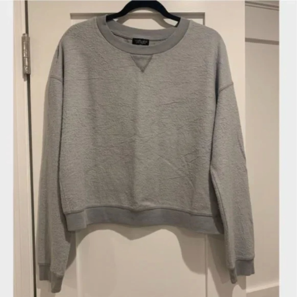 Topshop Soft Gray Fuzzy Crewneck Long Sleeve Sweater Sweatshirt [Size 6]